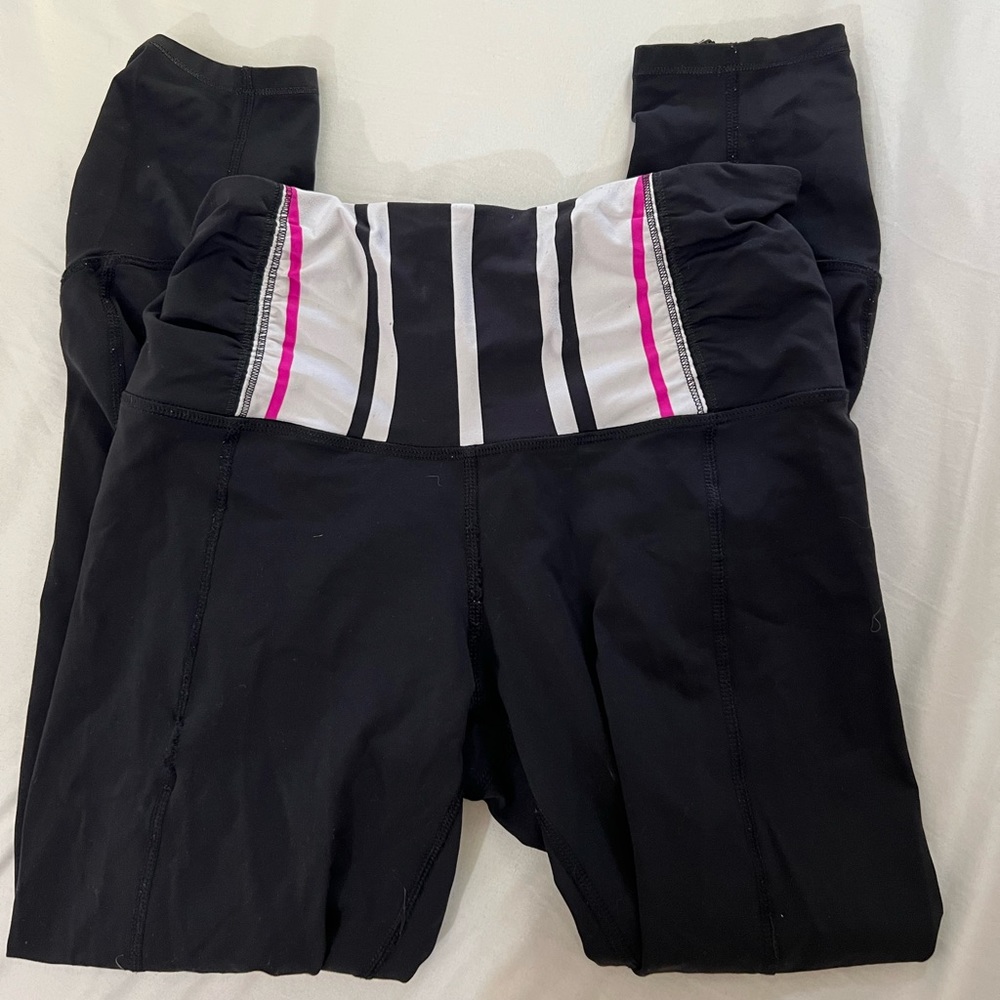 Lulu Leggings Size 2-4 Cropped